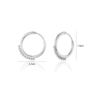 Bali oorbellen balletjes zilver