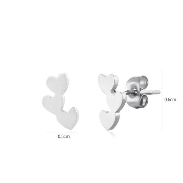 Oorstekers drie hartjes zilver