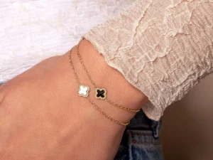 Single klaver armband goud/zwart